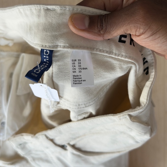 H&M - Reverse Wash - Jeans - size 33 - Picture 6 of 6